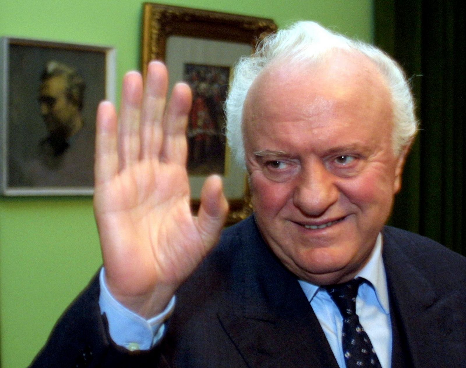 Fotografía de archivo (2003) del expresidente de Georgia y exministro de Exteriores de la URSS Eduard Shevarnadze