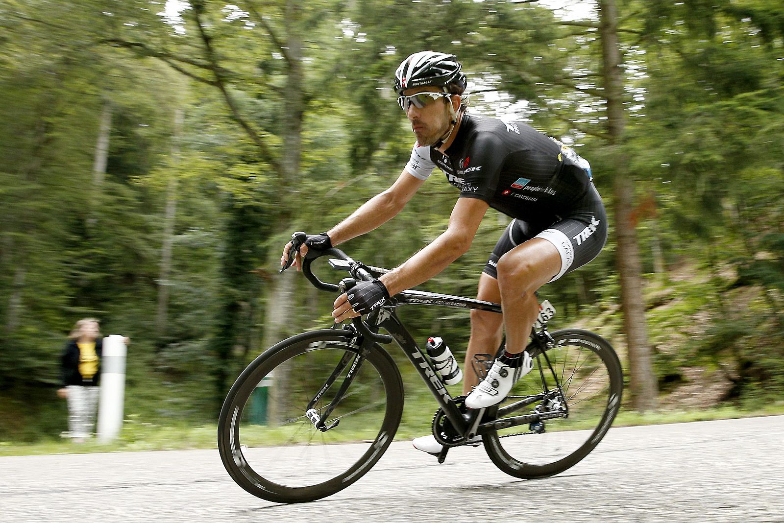 El ciclista suizo Fabian Cancellara durante una etapa del Tour.