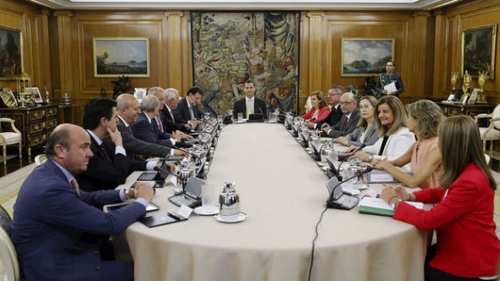 Consejo de Ministros presidido por el Rey de España