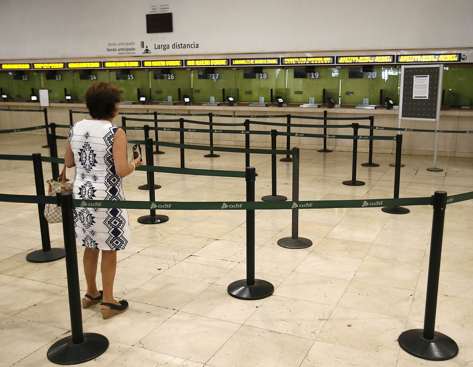 Imagen de las taquillas de la estación barcelonesa de Sants