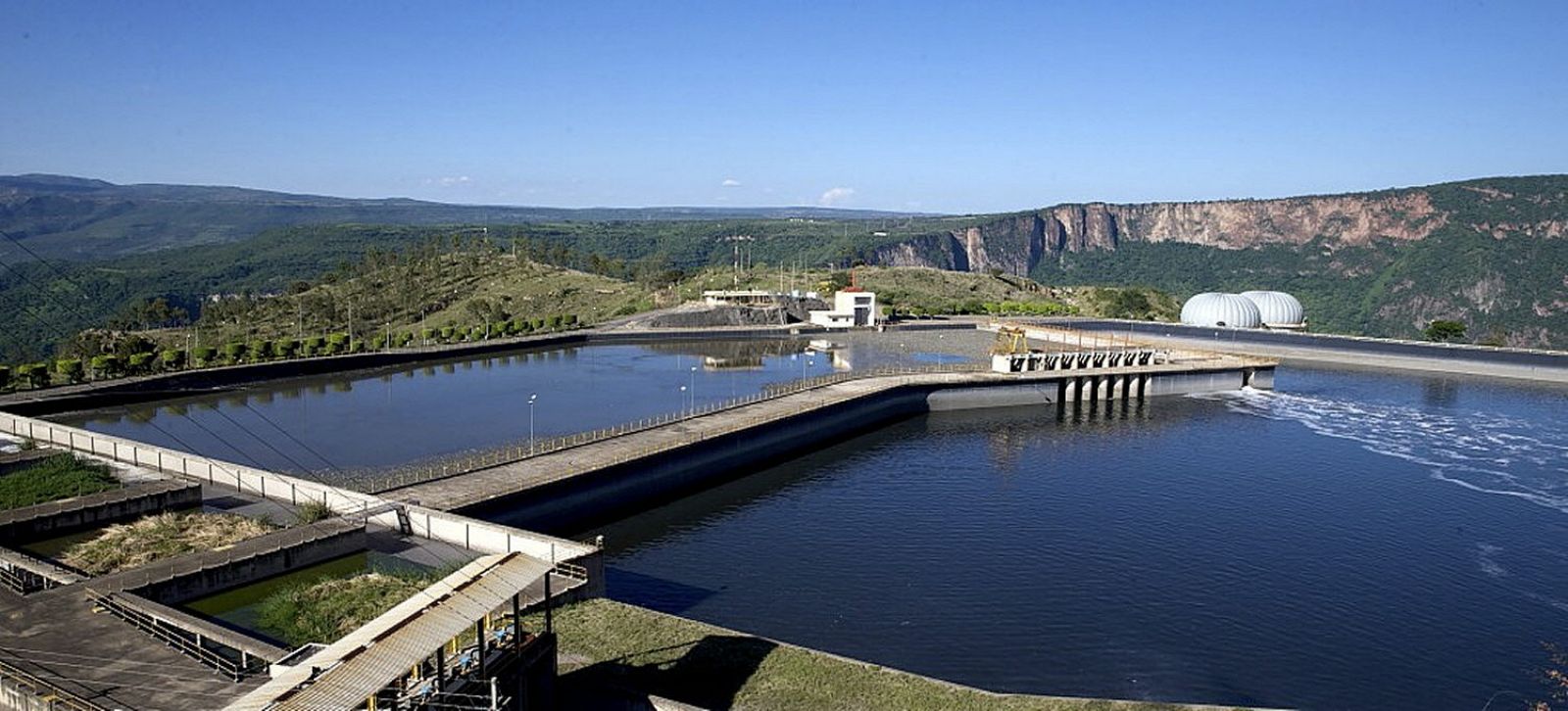 Planta de tratamiento de aguas residuales Agua Prieta en el municipio de Zapopan, Jalisco. Es la más grande del país y la tercera en América Latina