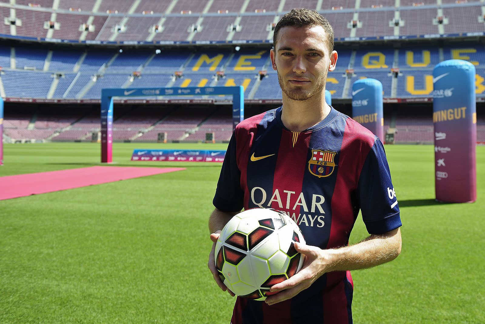 Thomas Vermaelen, en su presentación en el Camp Nou como nuevo jugador del FC Barcelona.