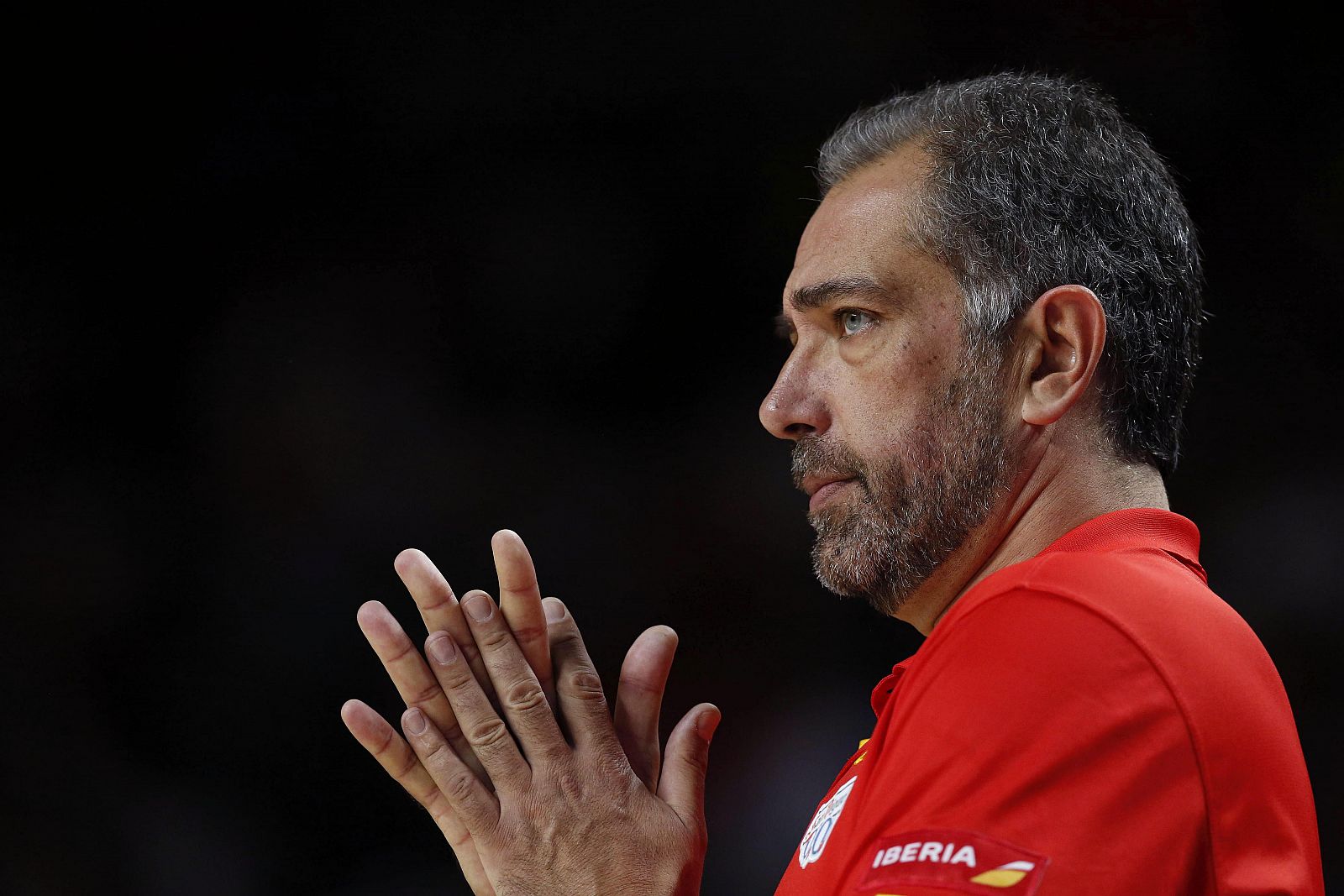 El entrenador de la selección española, Juan Antonio Orenga, durante el partido de octavos de final del Mundial de Baloncesto 2014