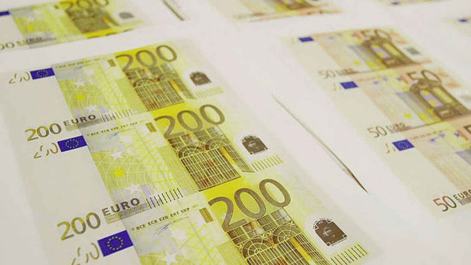 Billetes de 200 y 500 euros