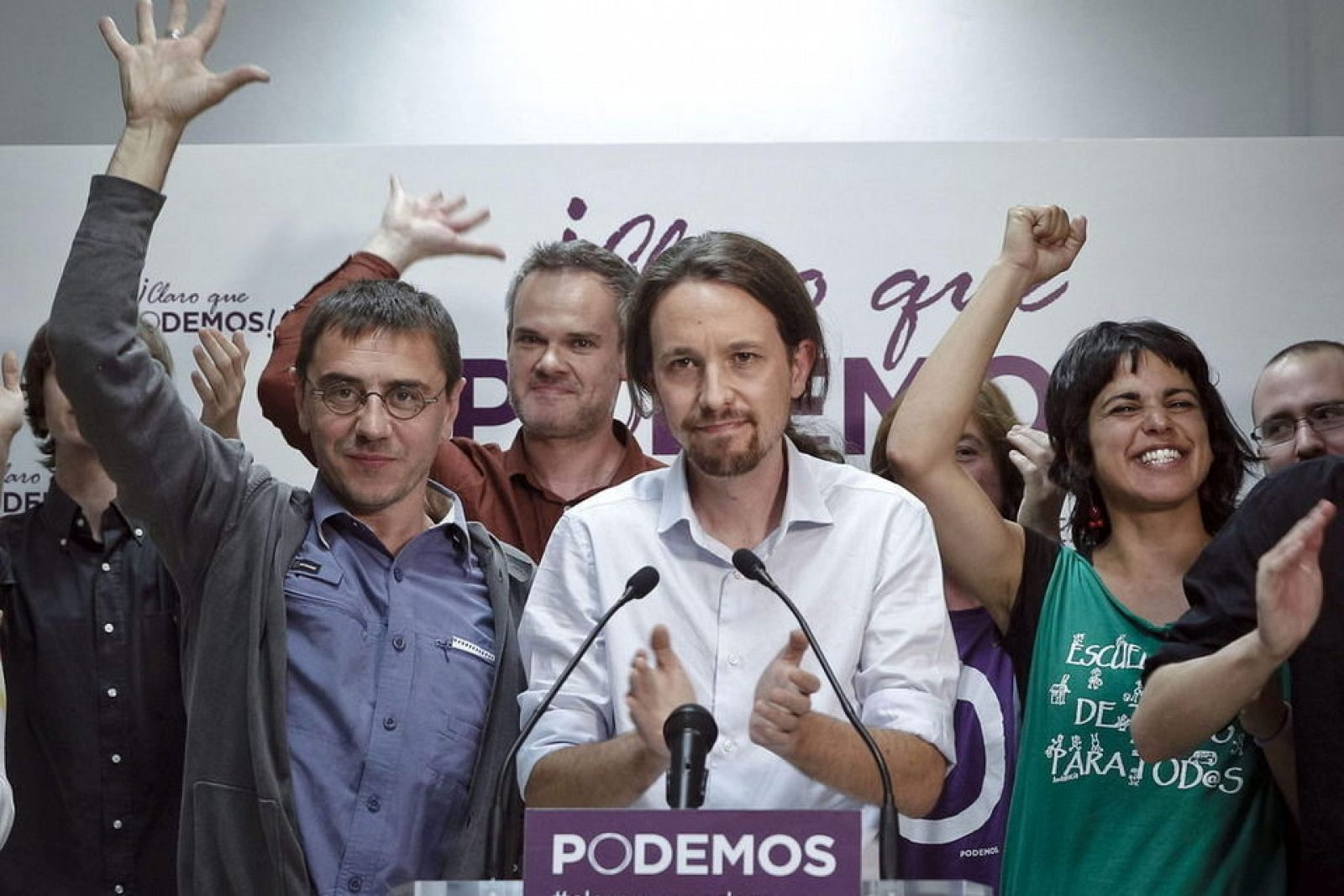 Pablo Iglesias y otros miembros de Podemos celebran el resultado de las elecciones europeas el pasado 25 de mayo.