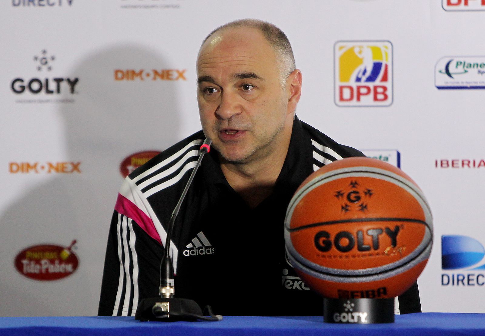El entrenador del equipo de baloncesto del Real Madrid, Pablo Laso