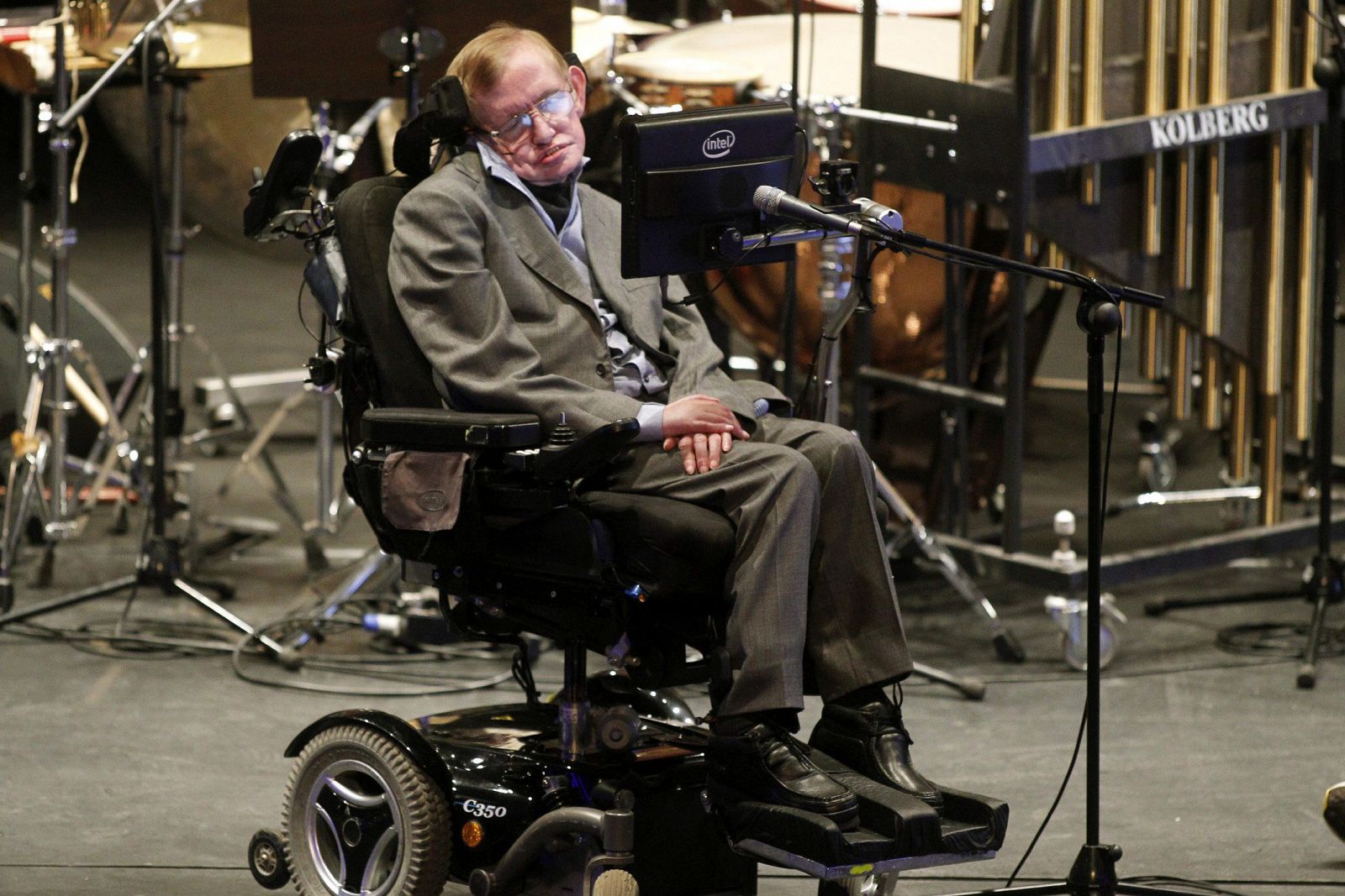 El físico Stephen Hawking acude al Festival Starmus, que se celebra en Canarias.
