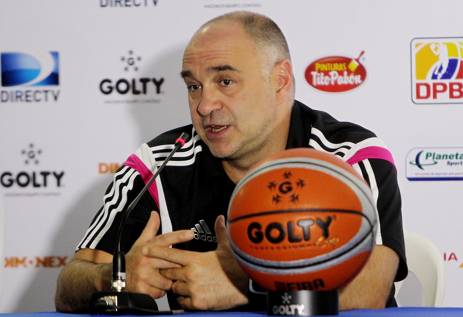 El entrenador del equipo de baloncesto del Real Madrid, Pablo Laso