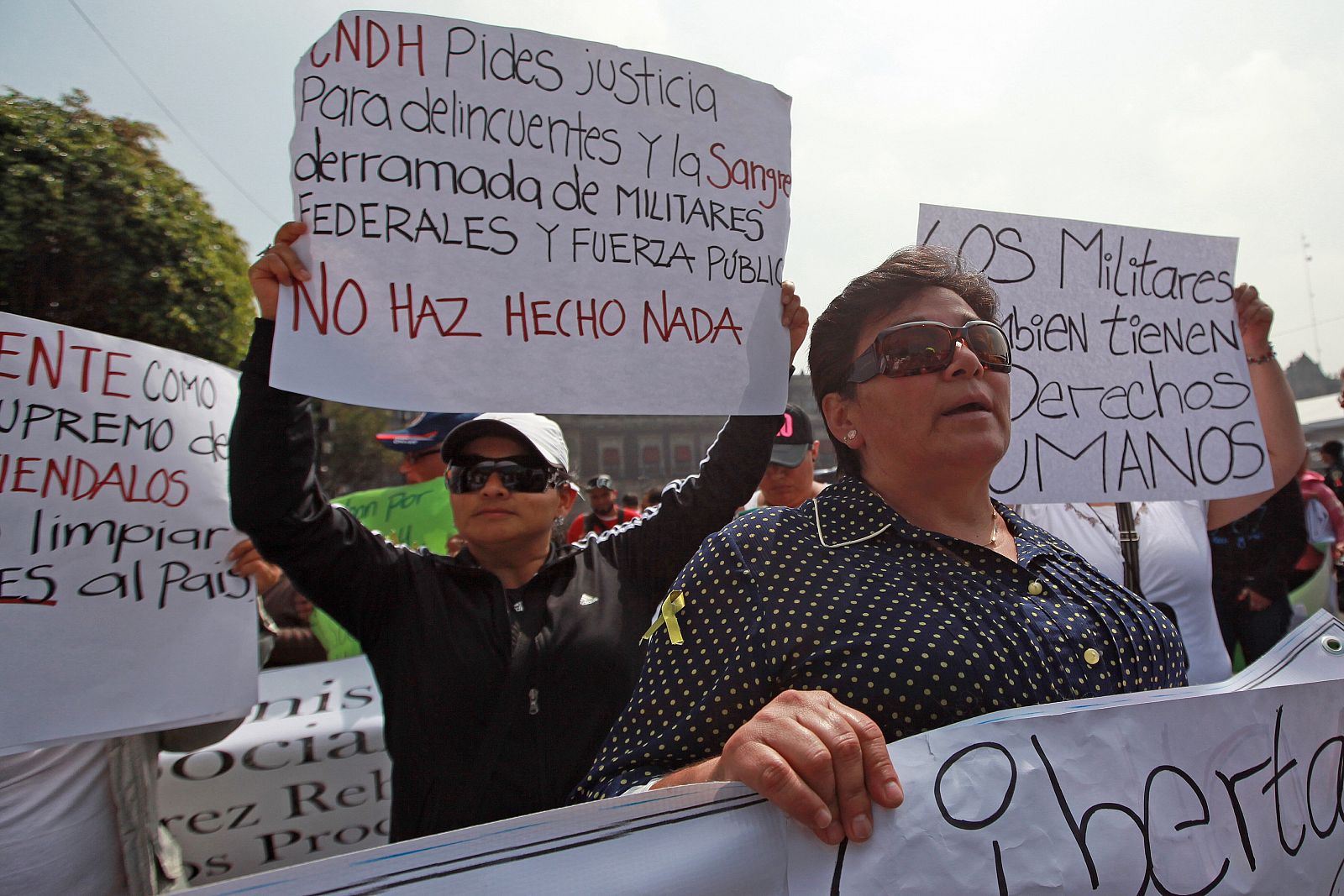 Imagen de una manifestación a favor de los militares mexicanos el pasado 11 de octubre.