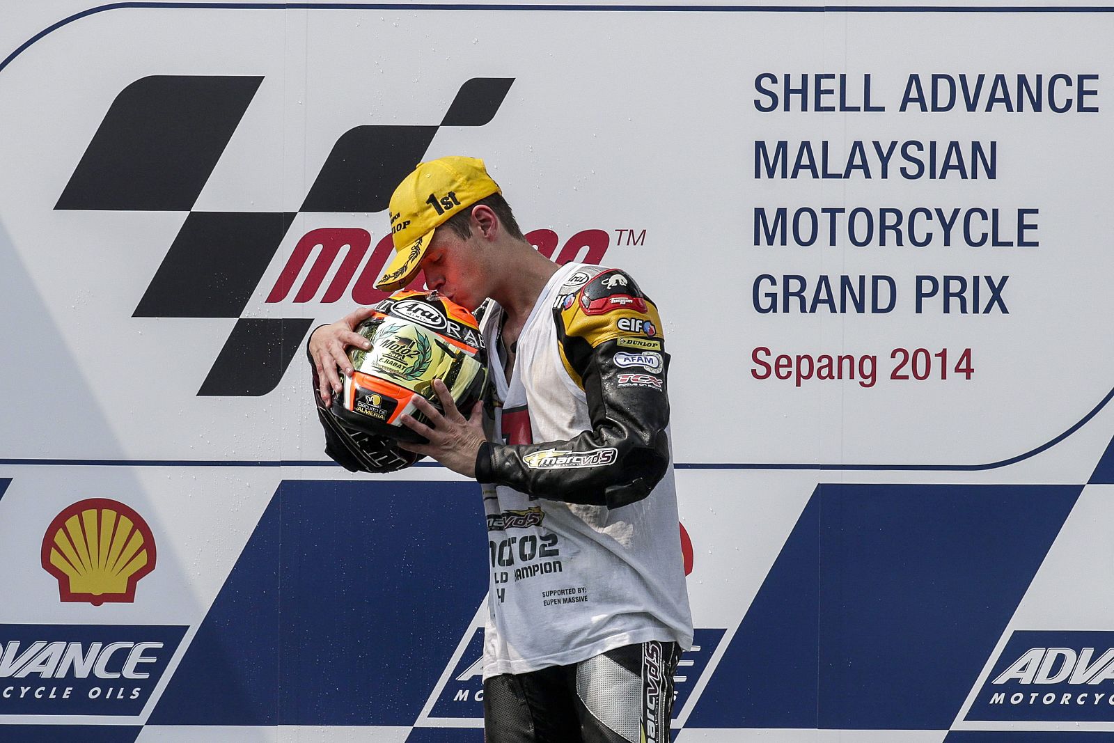 Rabat celebra el Mundial de Moto2 en el podio de Malasia