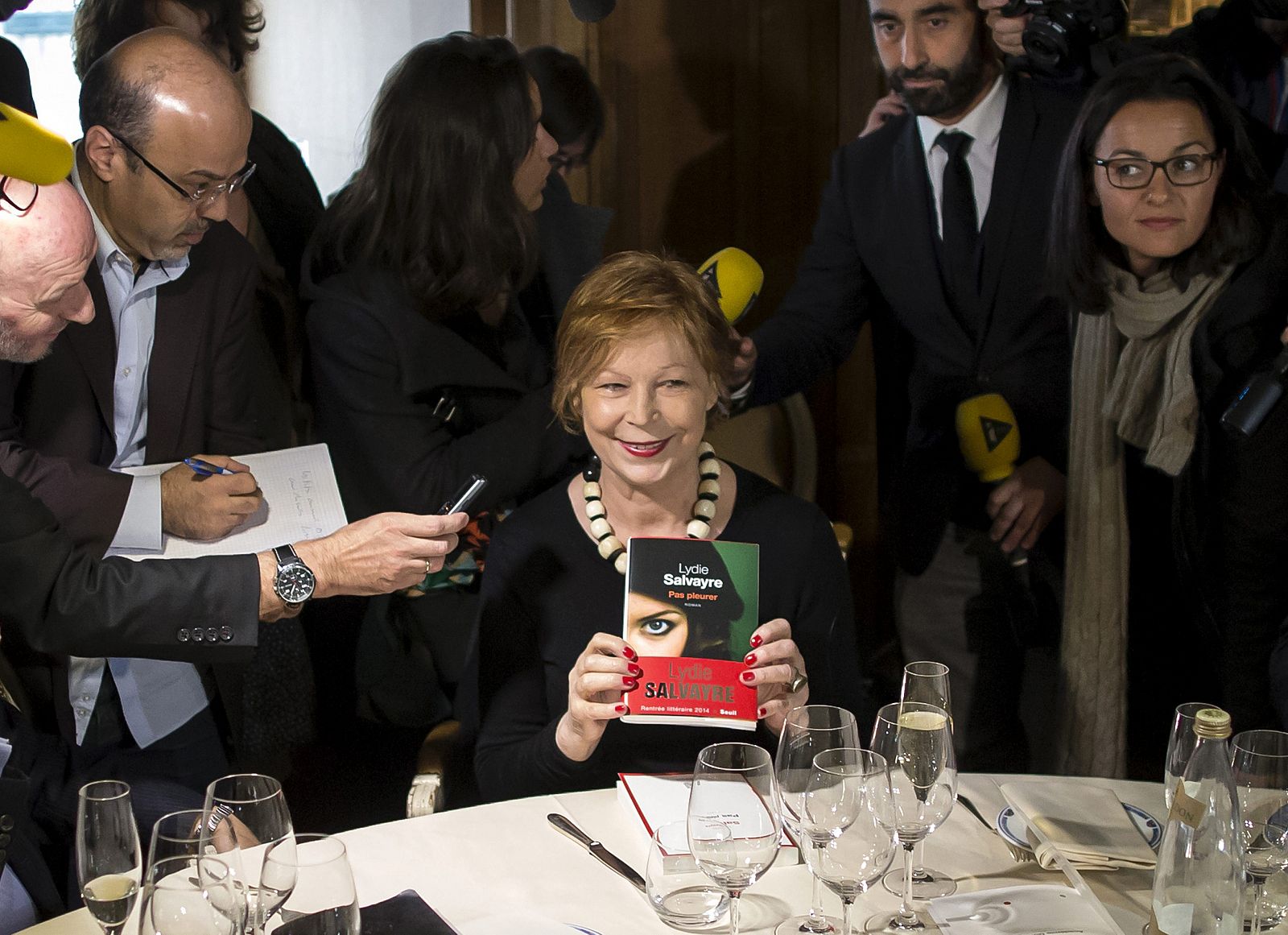 La escritora francesa de origen español Lydie Salvayre tras ganar el premio Goncourt
