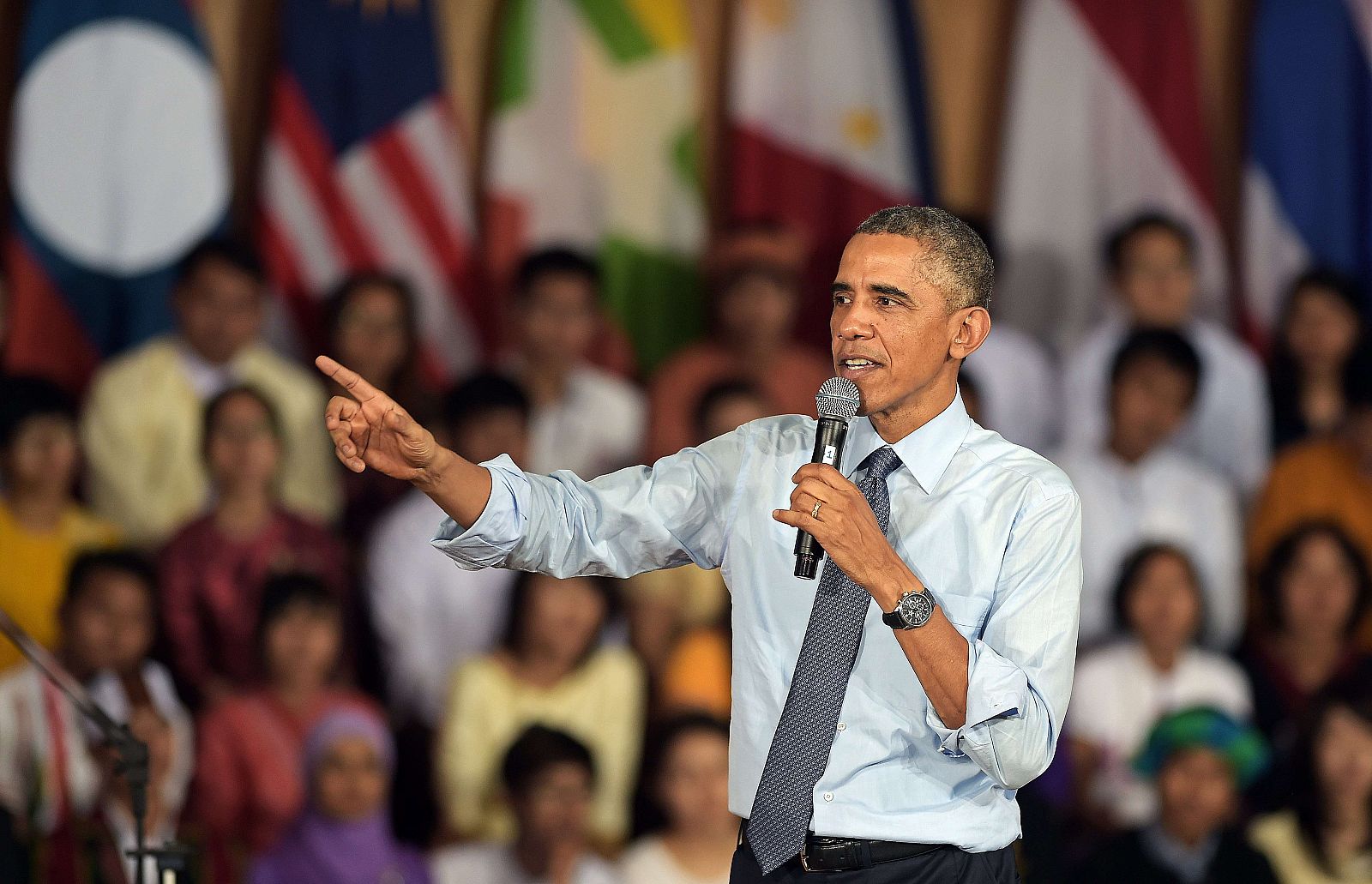 El presidente de EE.UU., Barack Obama, ha defendido su reforma migratoria durante su visita a Myanmar.