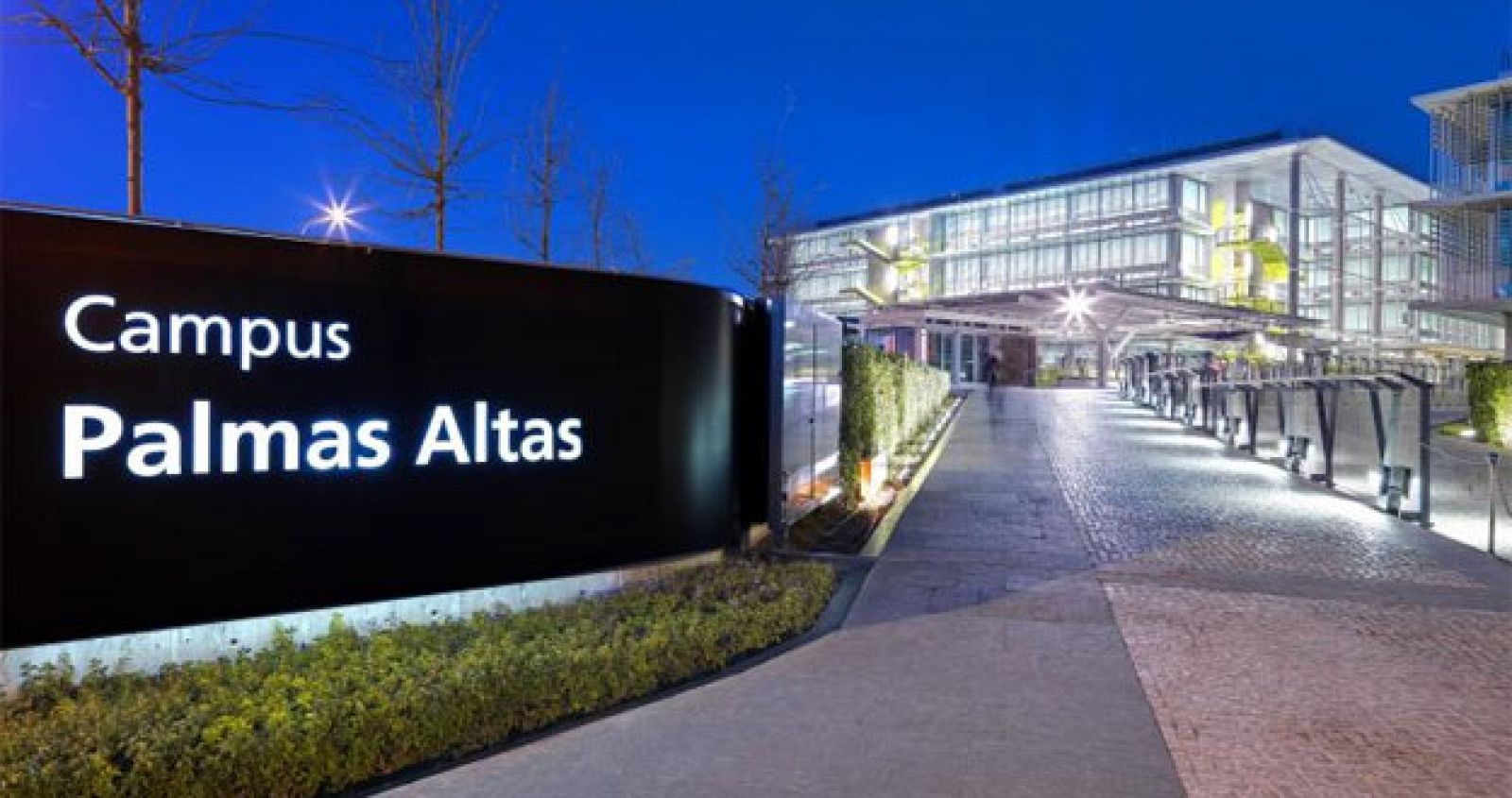 Campus Palmas Altas, sede de Abengoa, en calle Energía Solar en Sevilla, España