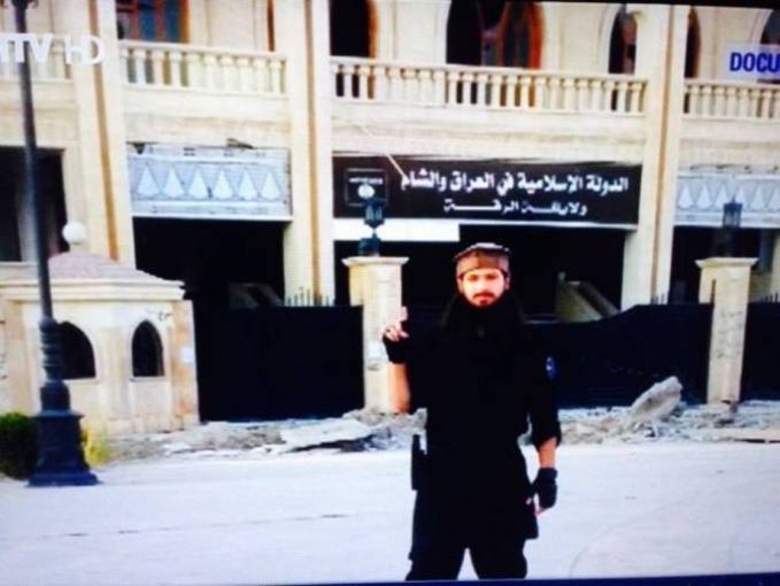 Maxime H, de 22 años, natural de Normandía, milita en el Estado Islámico desde hace un año.