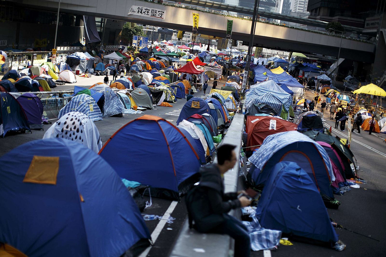 Protesters and tents occupy main road to financial Central district in Hong Kong