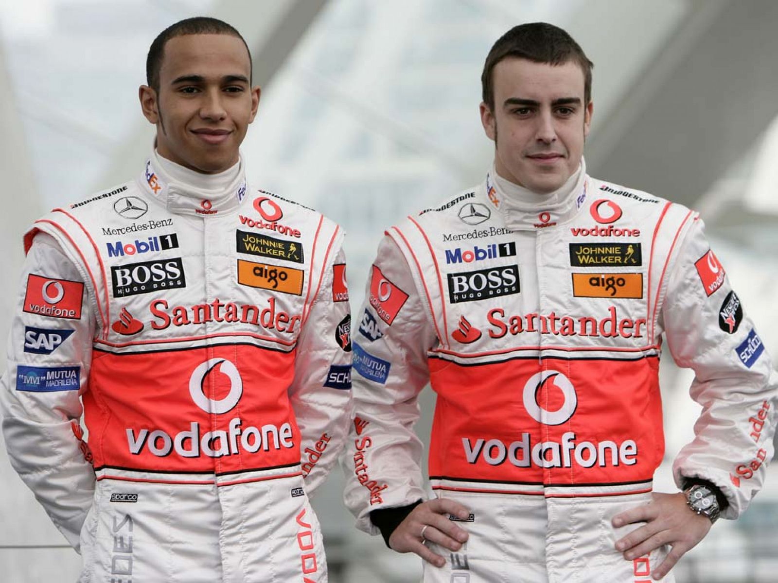 Fotografía de archivo de Fernando Alonso y Lewis Hamilton, en 2007.