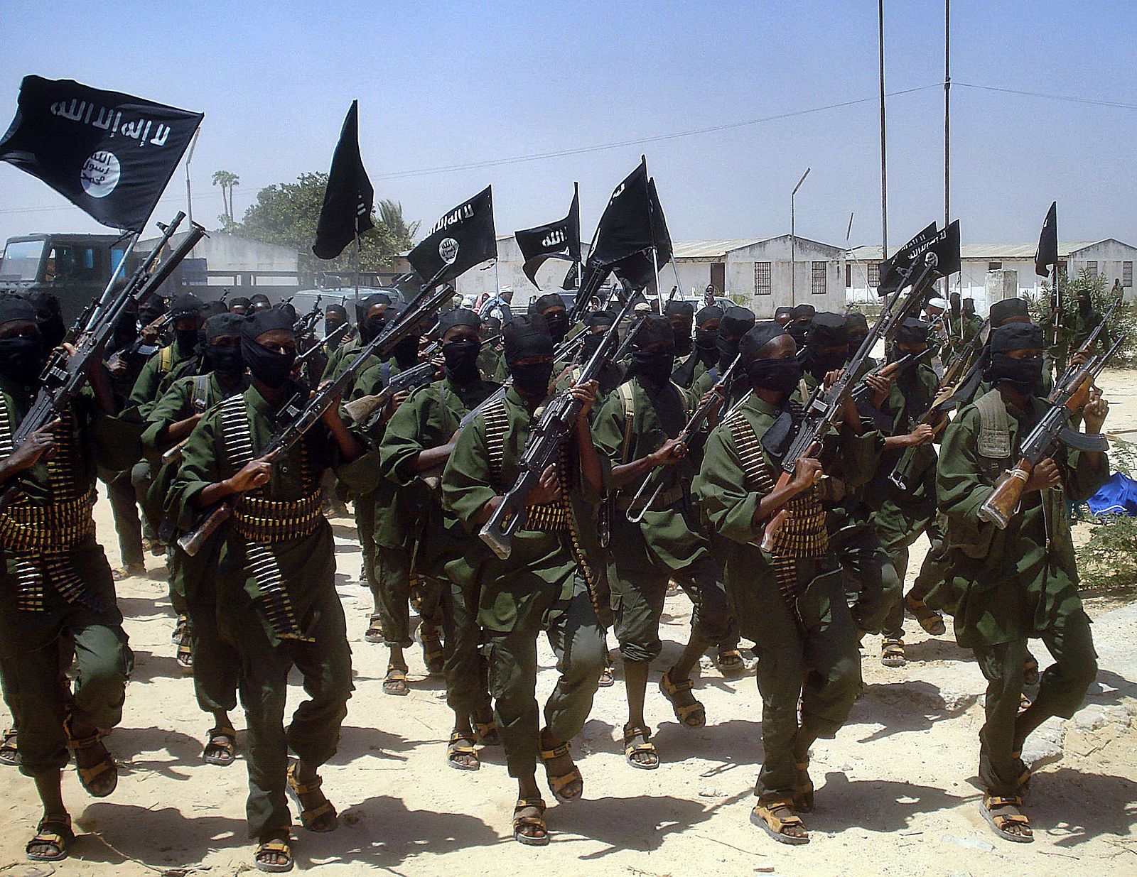 Fotografía de archivo del grupo Al Shabab durante un entrenamiento