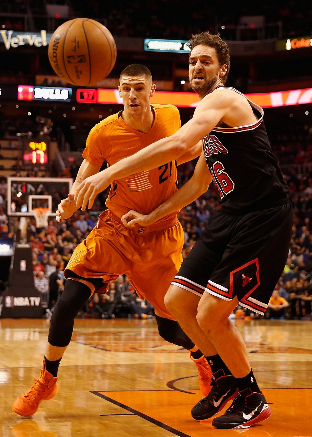 Chicago Bulls v Phoenix Suns