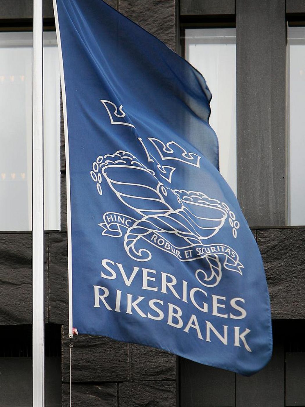 Banderola de la sede del Banco de Suecia, en Estocolmo