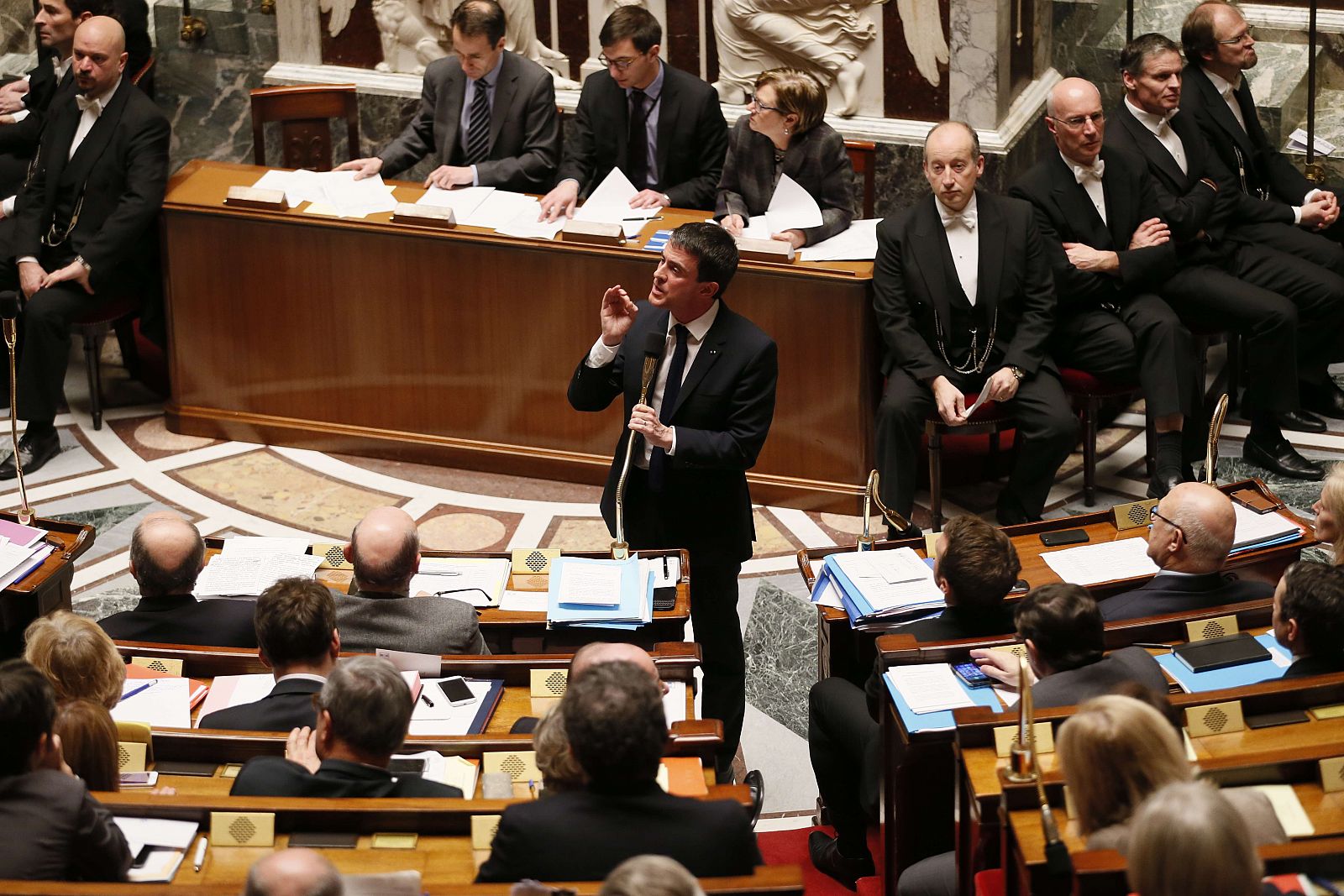 El primer ministro francés, Manuel Valls, en la Asamblea Nacional