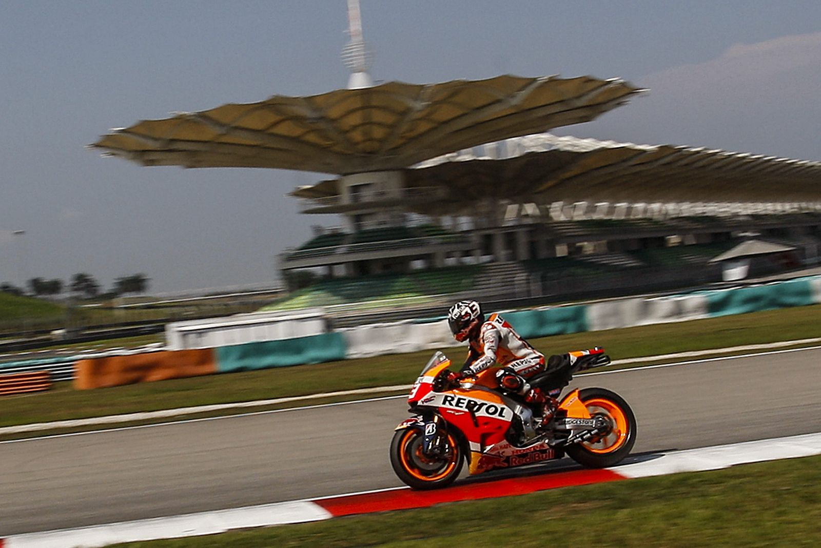 El piloto español de MotoGP Marc Márquez, de Repsol Honda, durante la tercera jornada