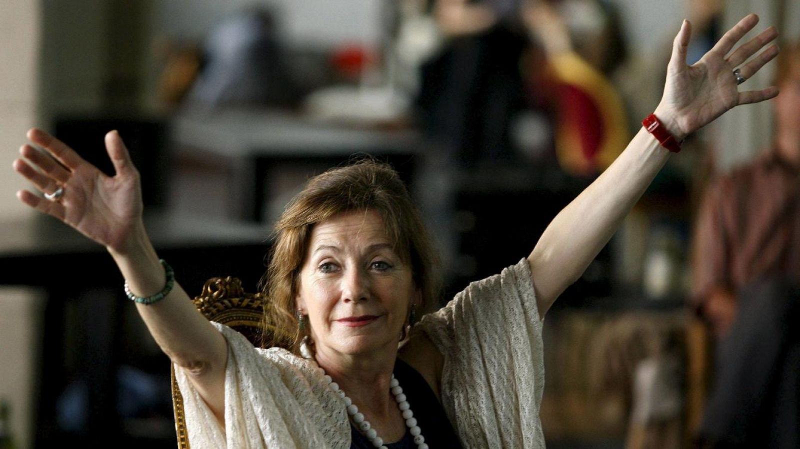 Rosa Novell en una imagen de archivo de 2008 durante el ensayo de 'Un día', de Mercè Rodoreda.