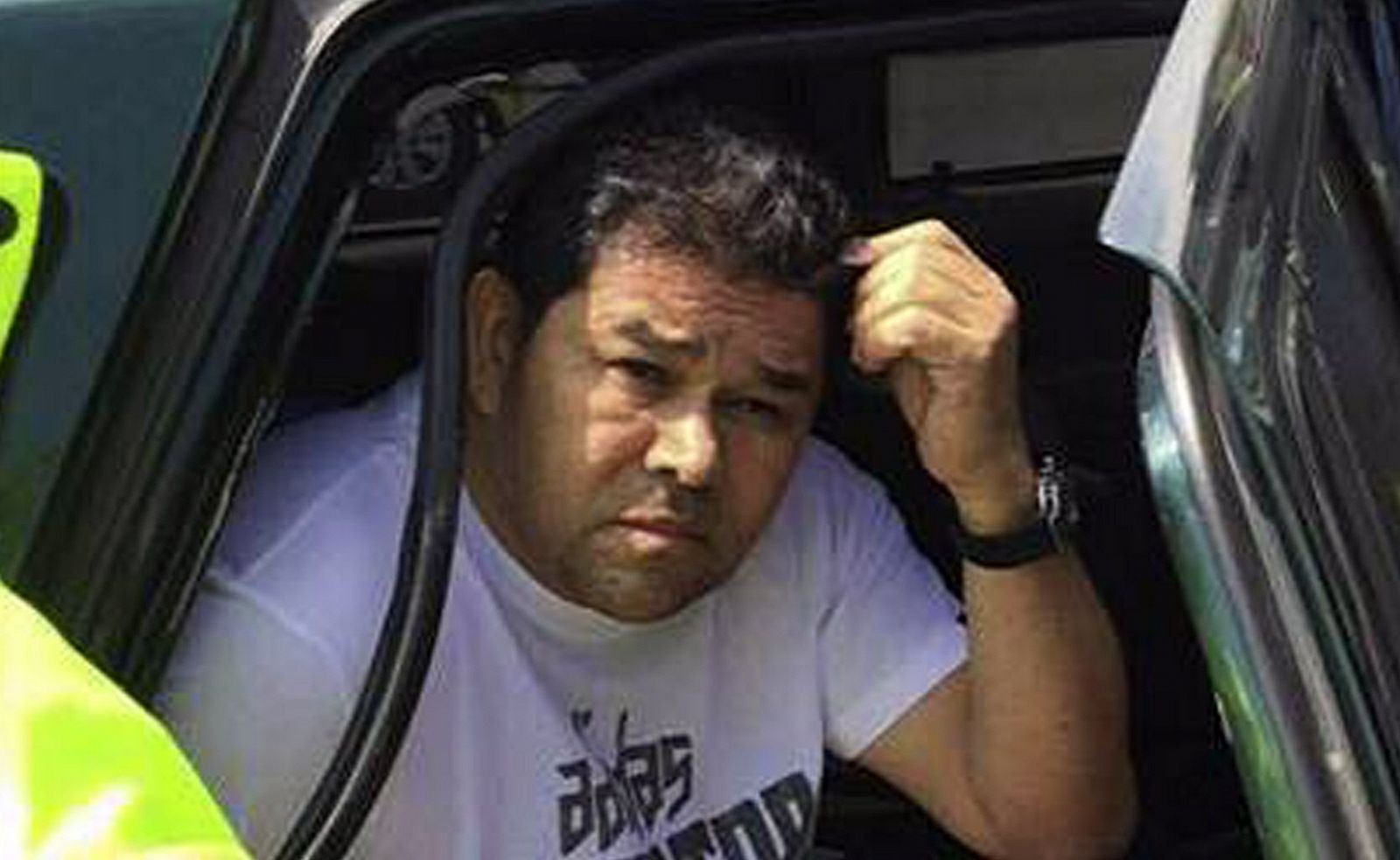 Fotografía cedida por la Policía de Colombia que muestra a José Elber Merchán Cortés, alias 'El Alcalde' detenido por agentes de la entidad en el departamento de La Guajira (Colombia).