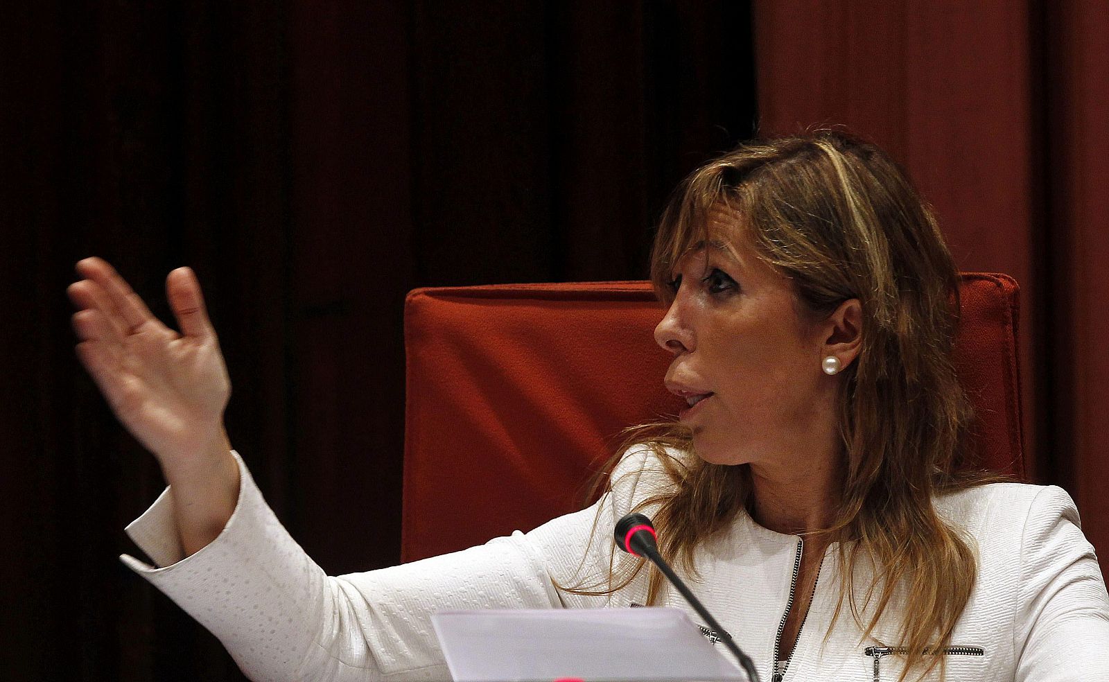La presidenta del PPC, Alicia Sánchez-Camacho, en la comisión del Parlament