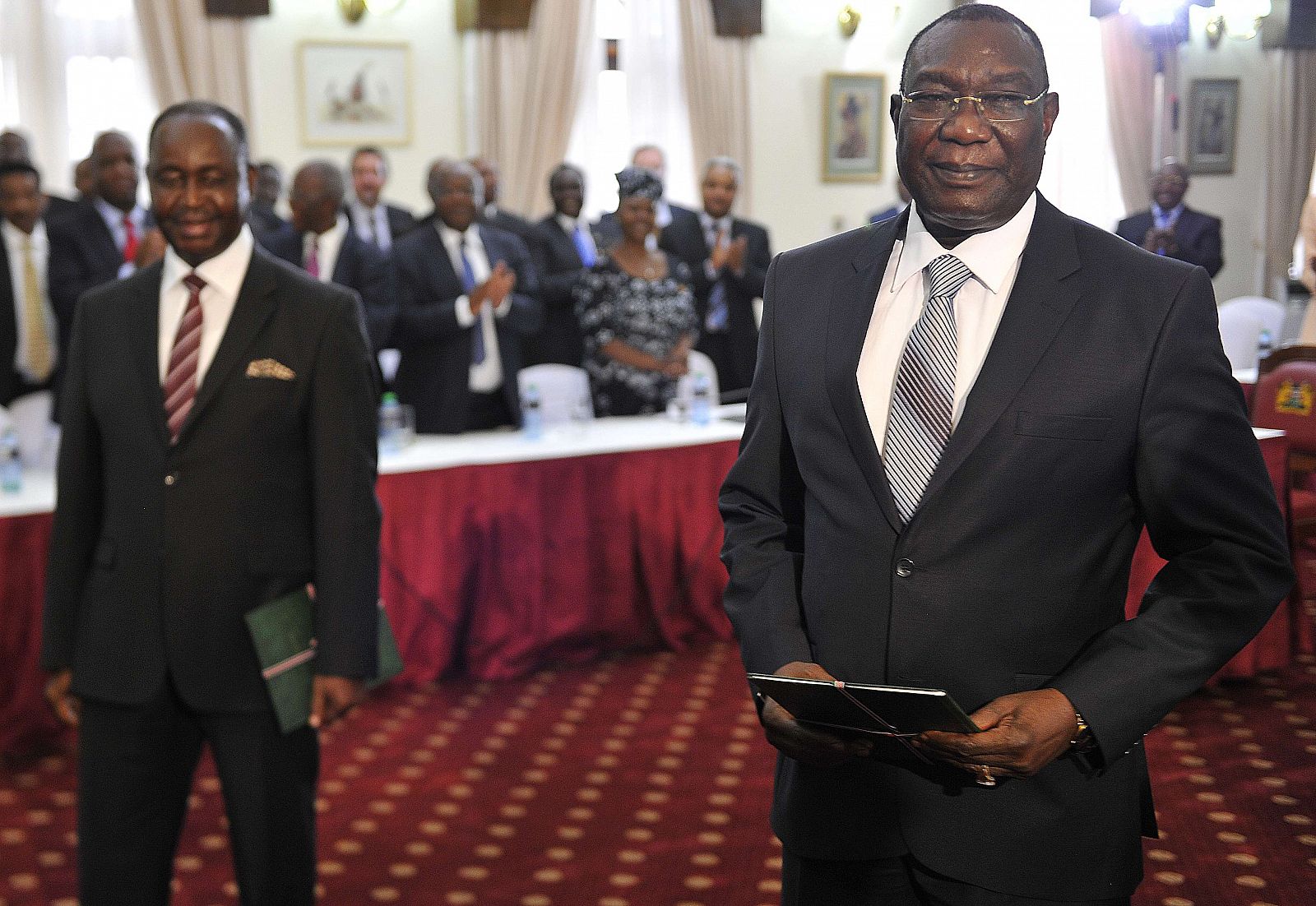 Los expresidentes Michel Djotodia (derecha) y François Bozize (derecha) se han reunido en Nairobi (Kenia).
