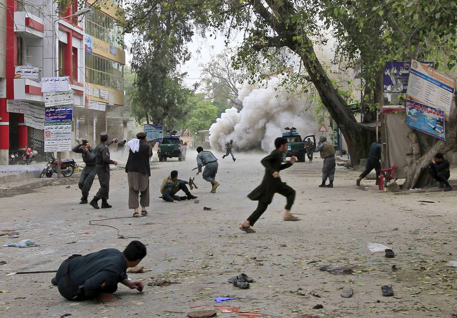 Momento de la explosión en Jalalabad
