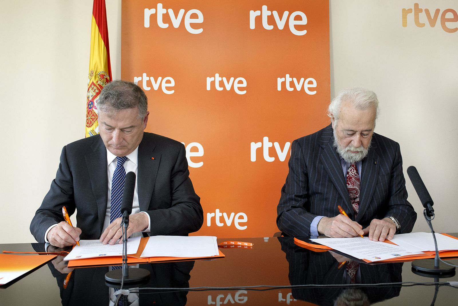 José Antonio Sánchez, presidente de RTVE y Luis Eduardo Cortés, presidente del Comité Ejecutivo de IFEMA