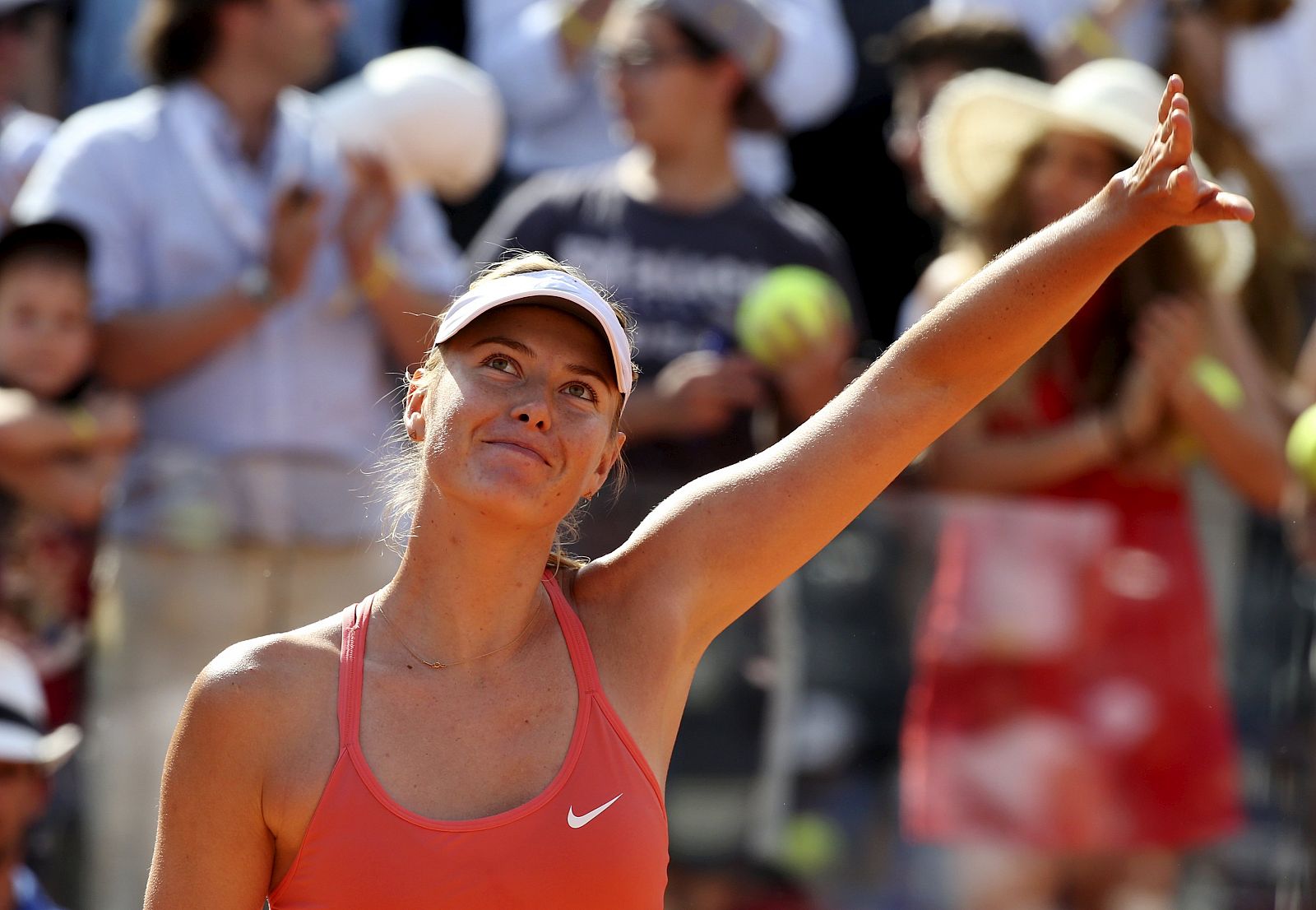 Sharapova celebra su victoria sobre Carla Suárez en la final de Roma