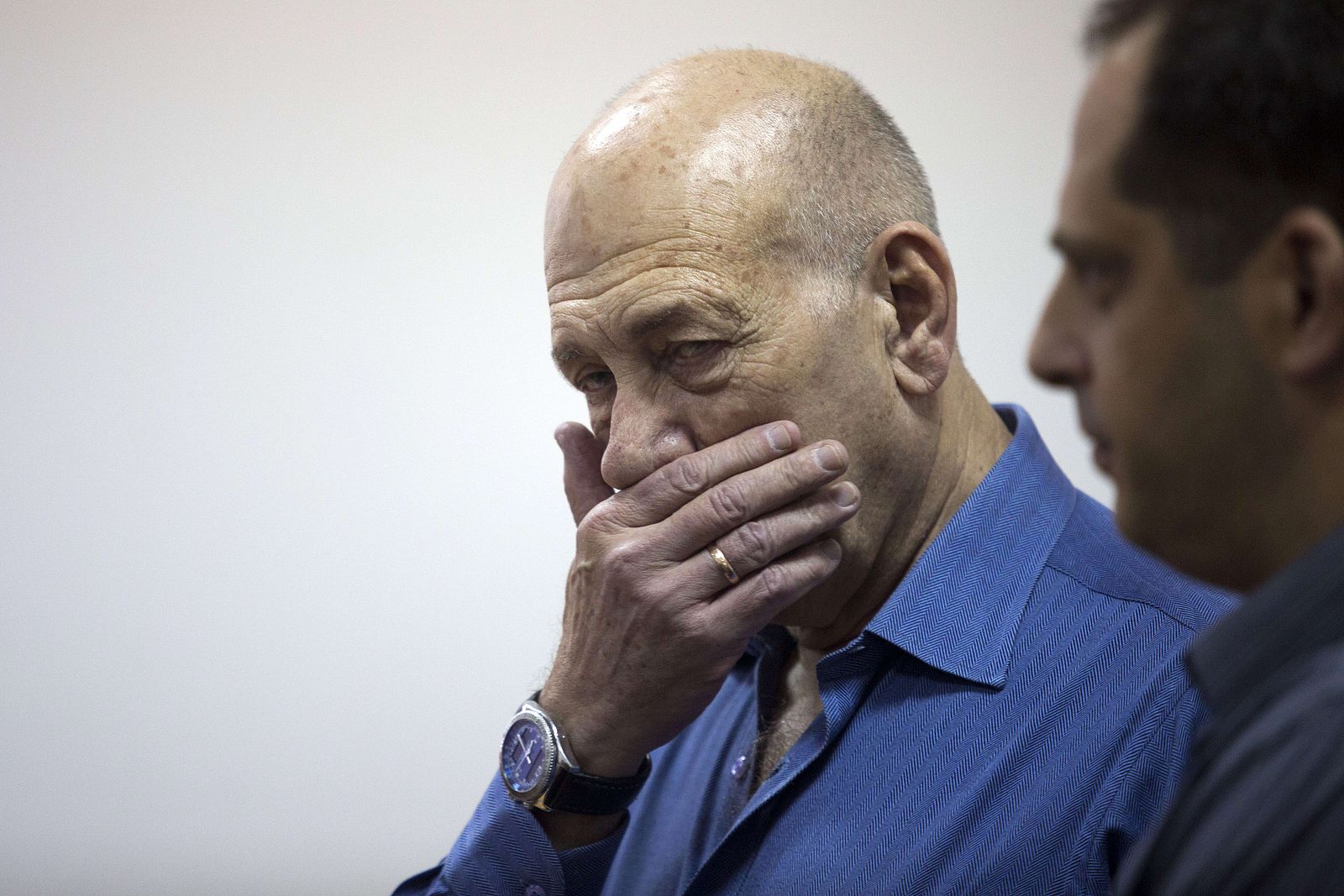 El ex primer ministro israelí, Ehud Olmert, tras conocer su condena por fraude