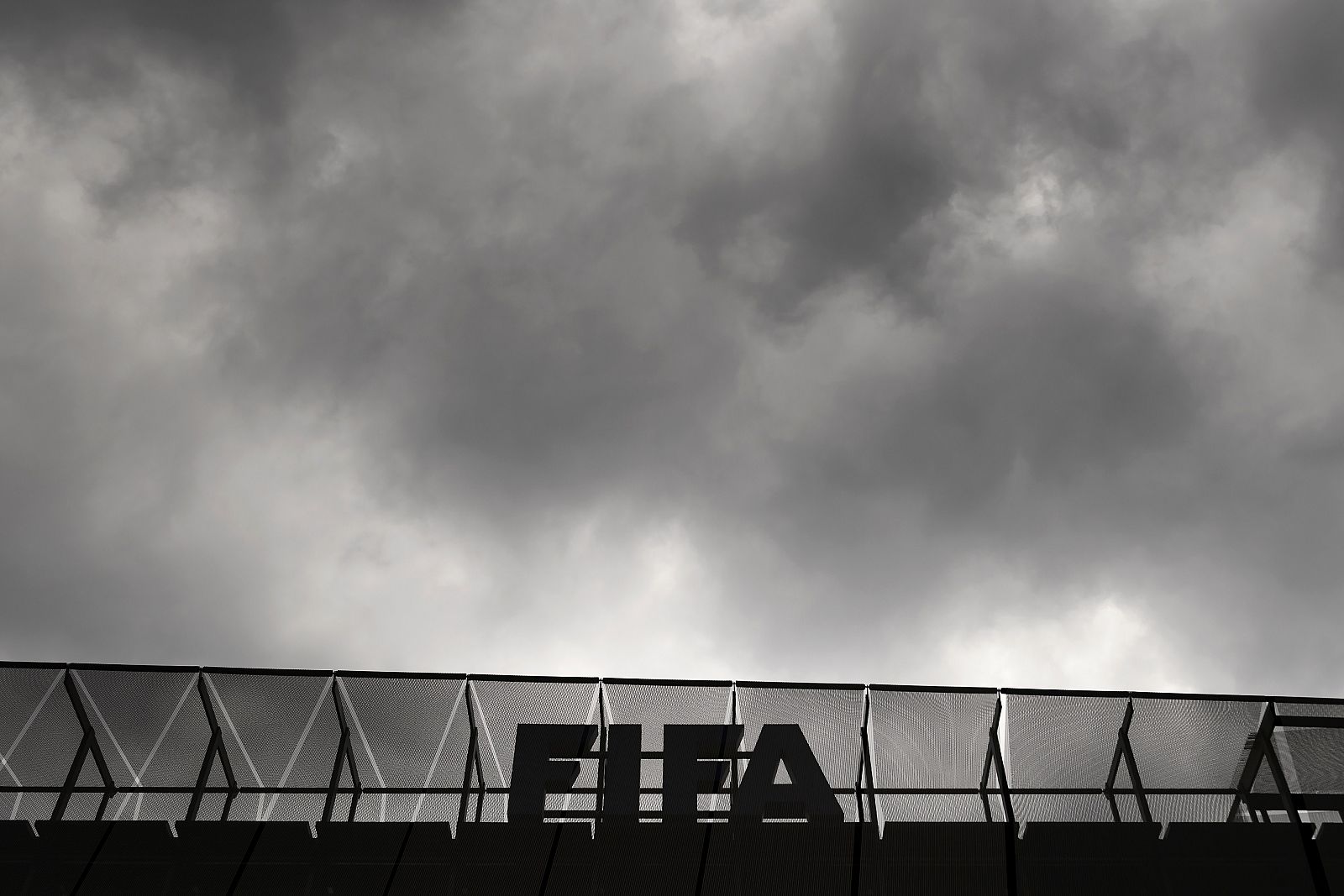 Sede de la FIFA en Zúrich, con el logo
