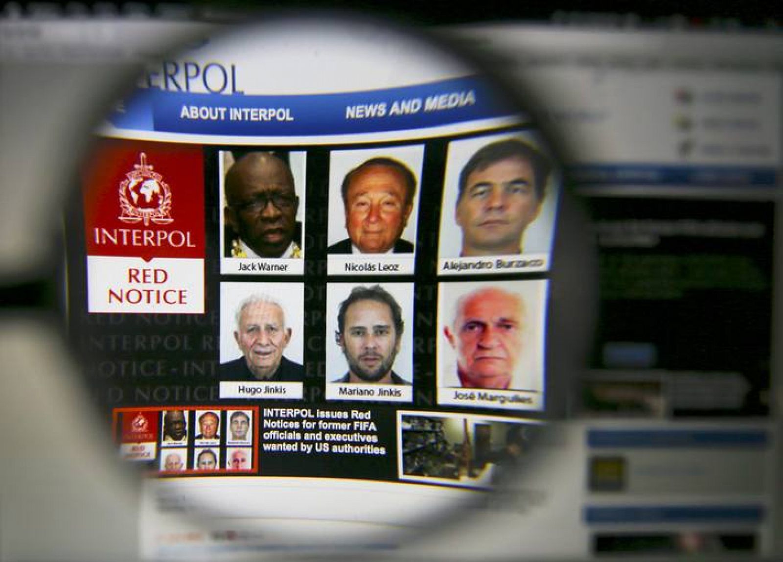 La web de la Interpol, donde se encuentra la orden de búsqueda contra Warner y Leoz.