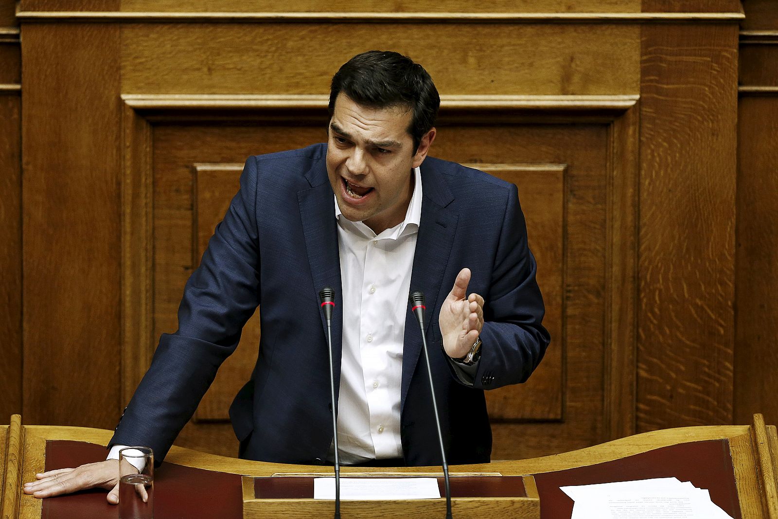 El primer ministro de Grecia, Alexis Tsipras, durante su intervención en el Parlamento