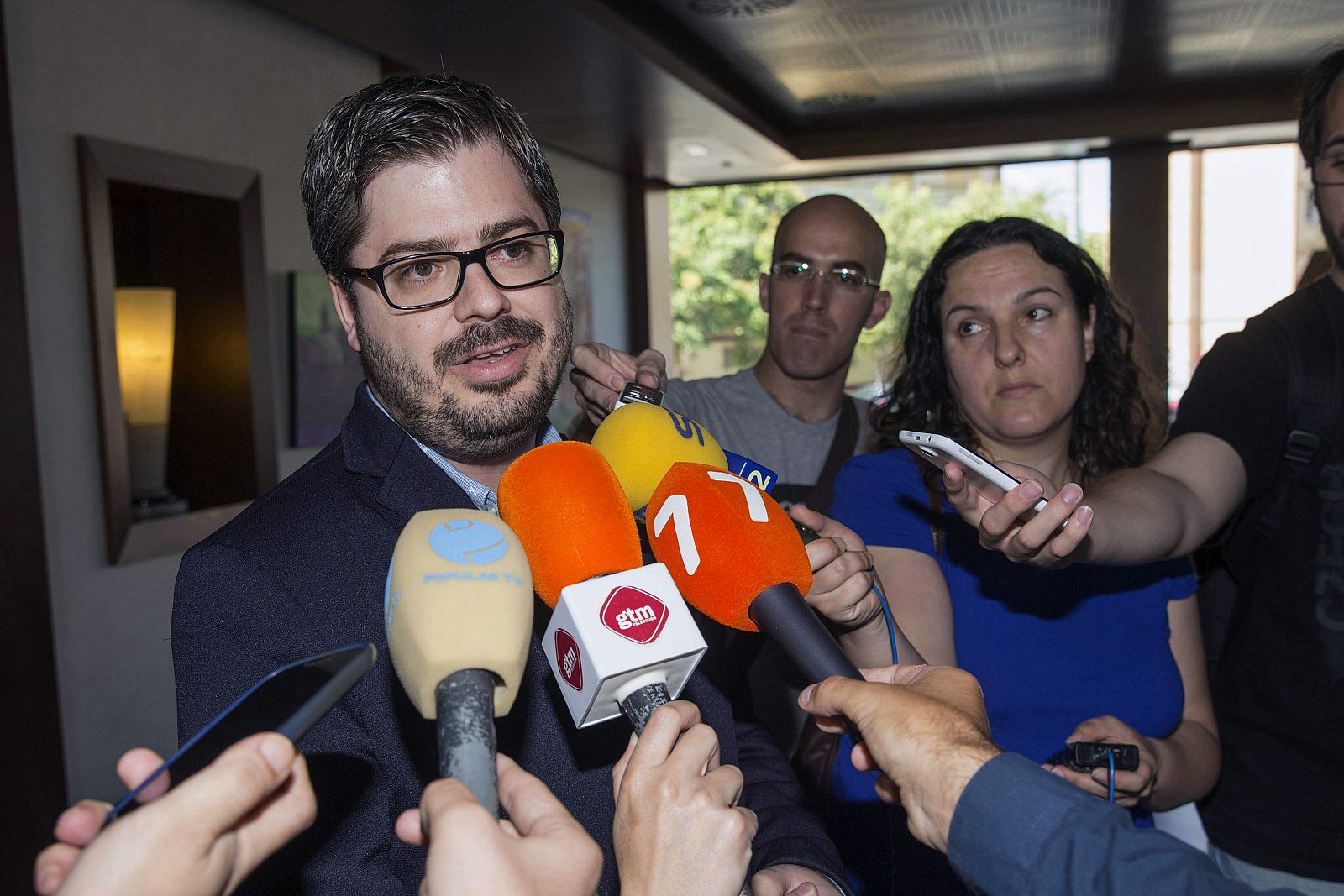 El secretario de organización nacional de Ciudadanos, Francisco Hervías, atiende a los medios en Murcia.
