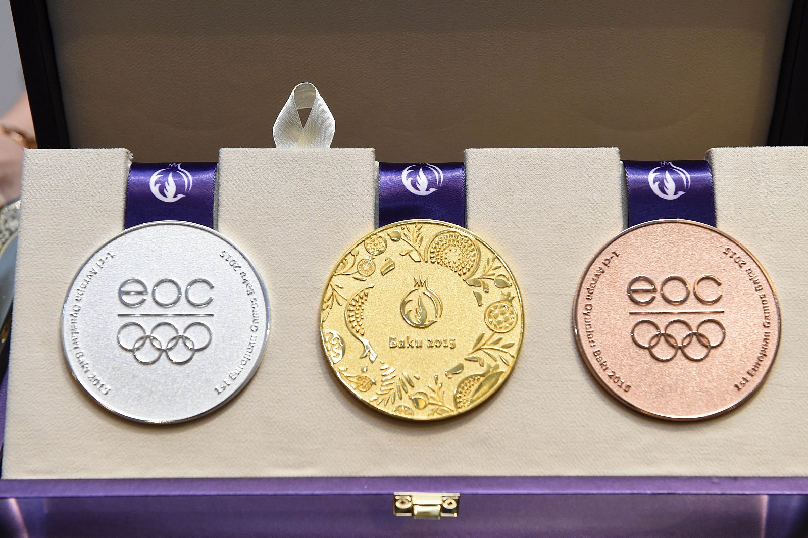 Imagen de las medallas de plata, oro y bronce de los I Juegos Europeos de Bakú 2015.