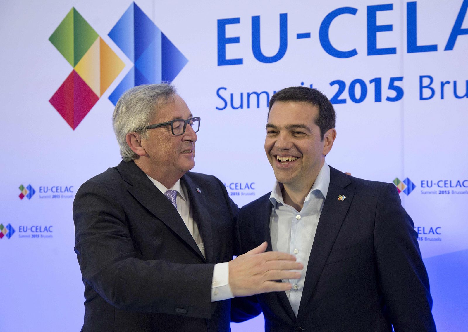 El primer ministro griego, Alexis Tsipras, y el presidente de la Comisión Europea, Jean-Claude Juncker