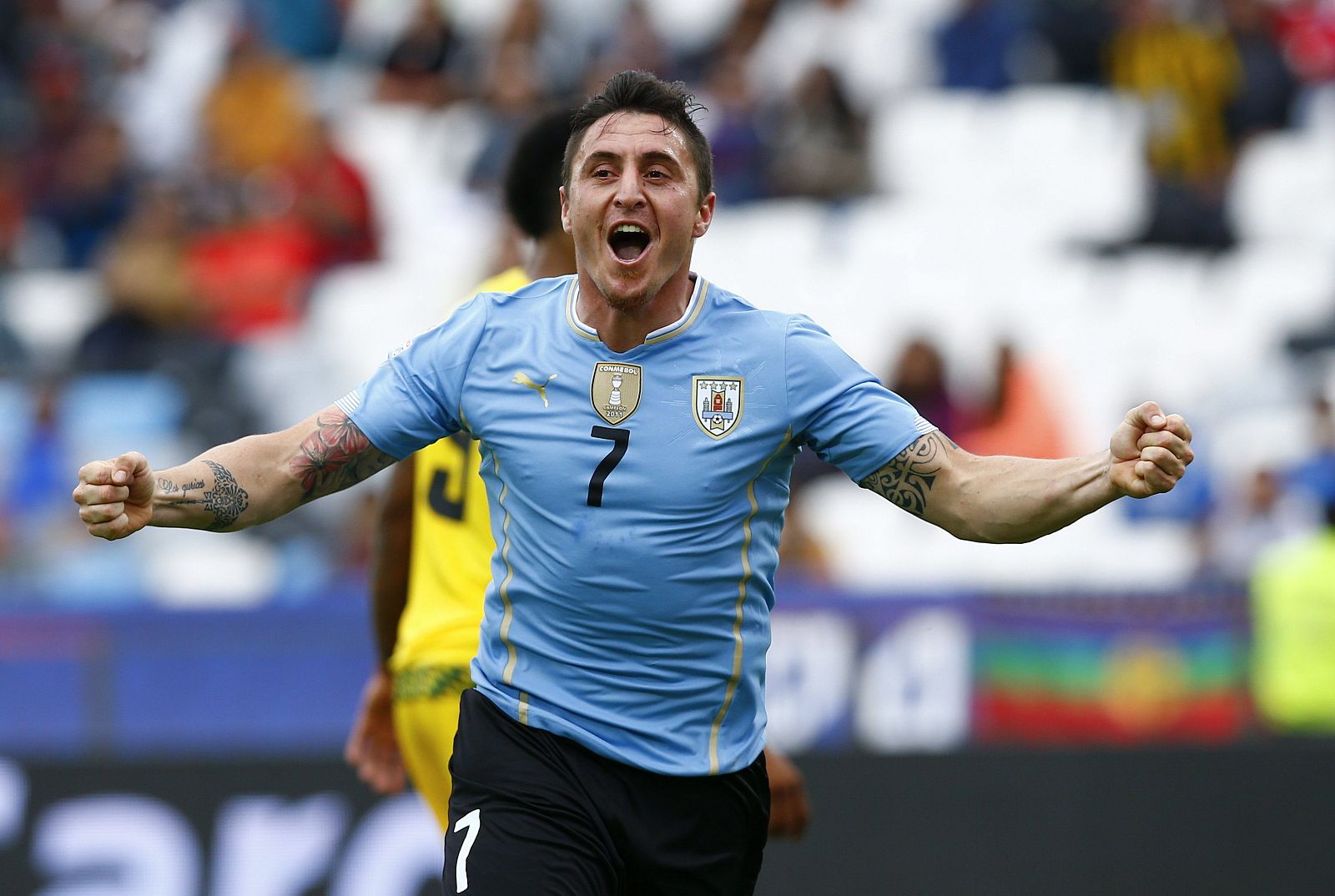 El centrocampista uruguayo Cristian Rodríguez celebra su gol ante Jamaica.