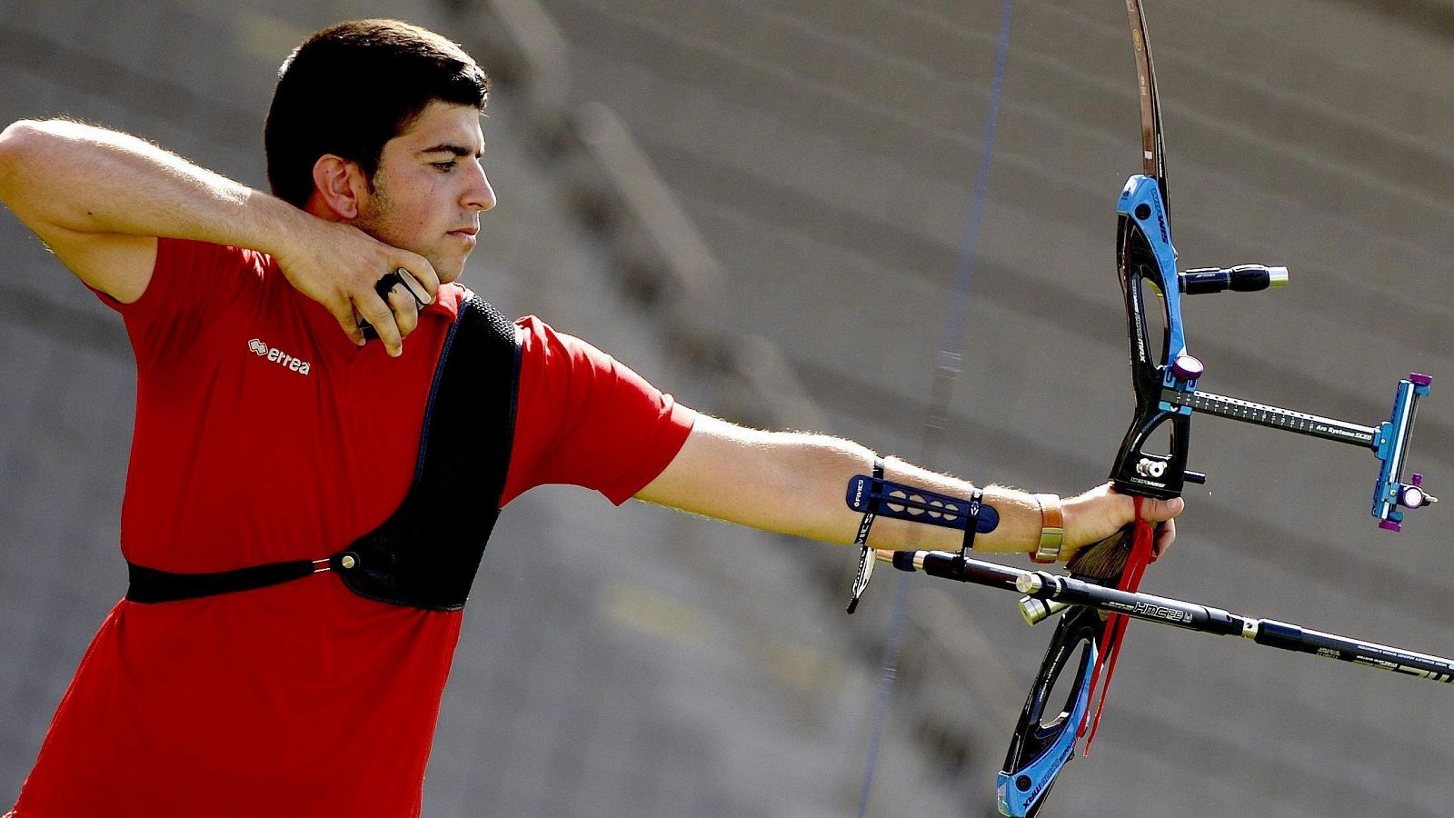 El tirador con arco español Miguel Alvariño, oro individual en los Juegos Europeos de Bakú