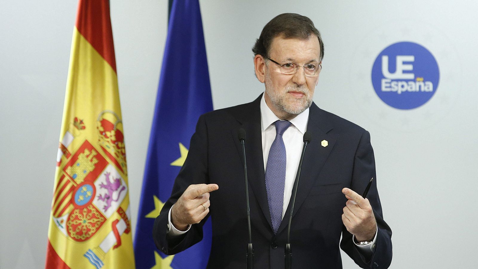 Mariano Rajoy analiza la situación de la crisis en Grecia.