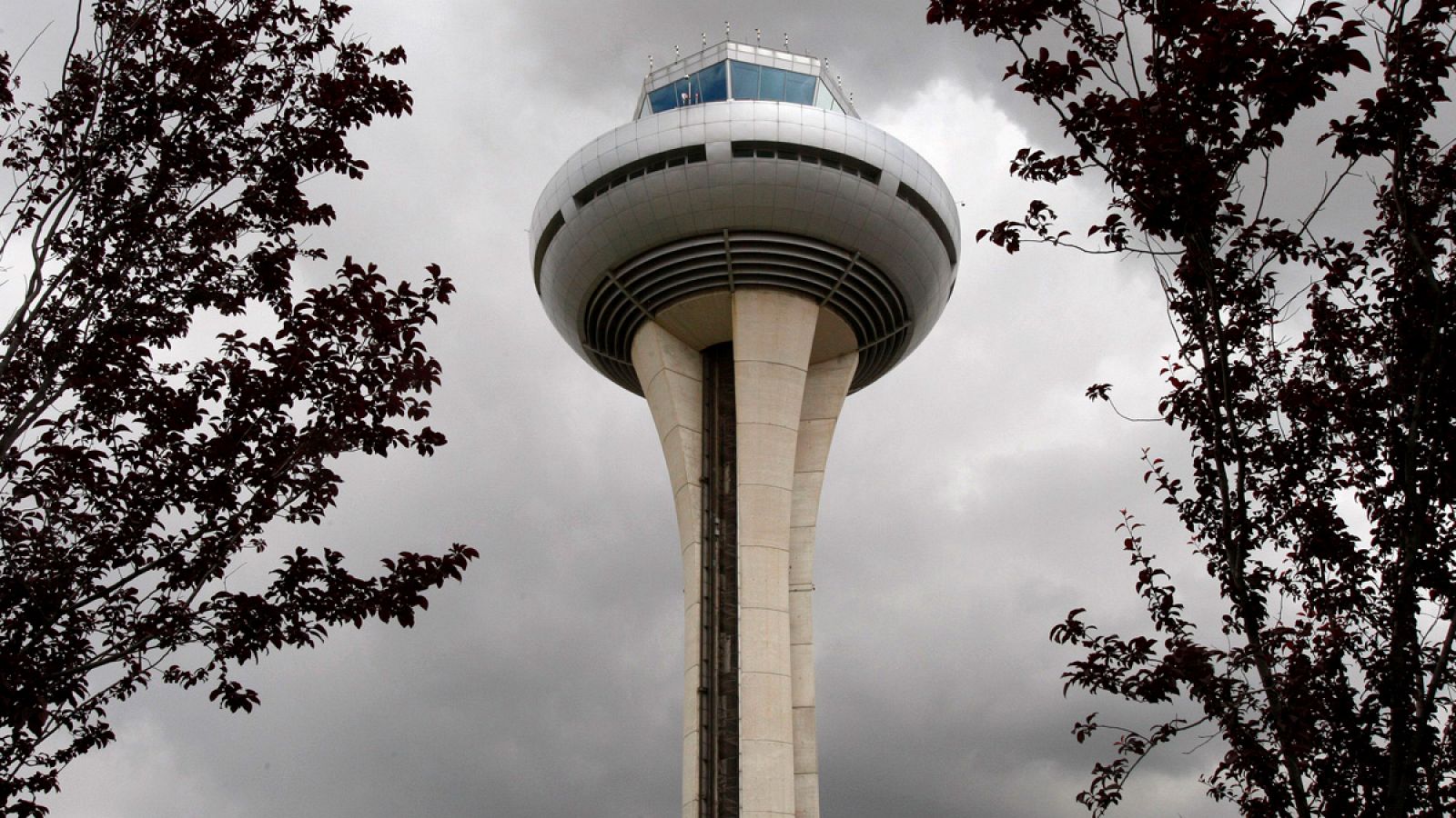 Torre de control del aeropuerto Adolfo Suárez Madrid-Barajas