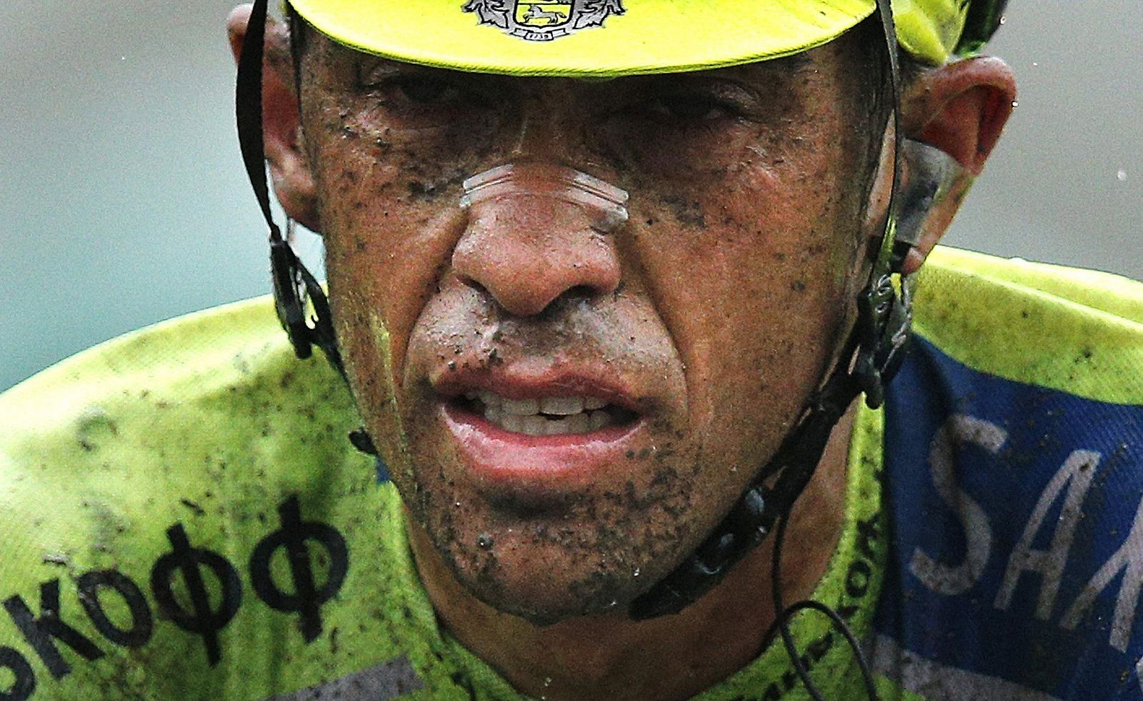 Imagen de archivo de Alberto Contador tras cruzar la línea de meta de la quinta etapa del Tour de Francia 2014 en Arenberg.