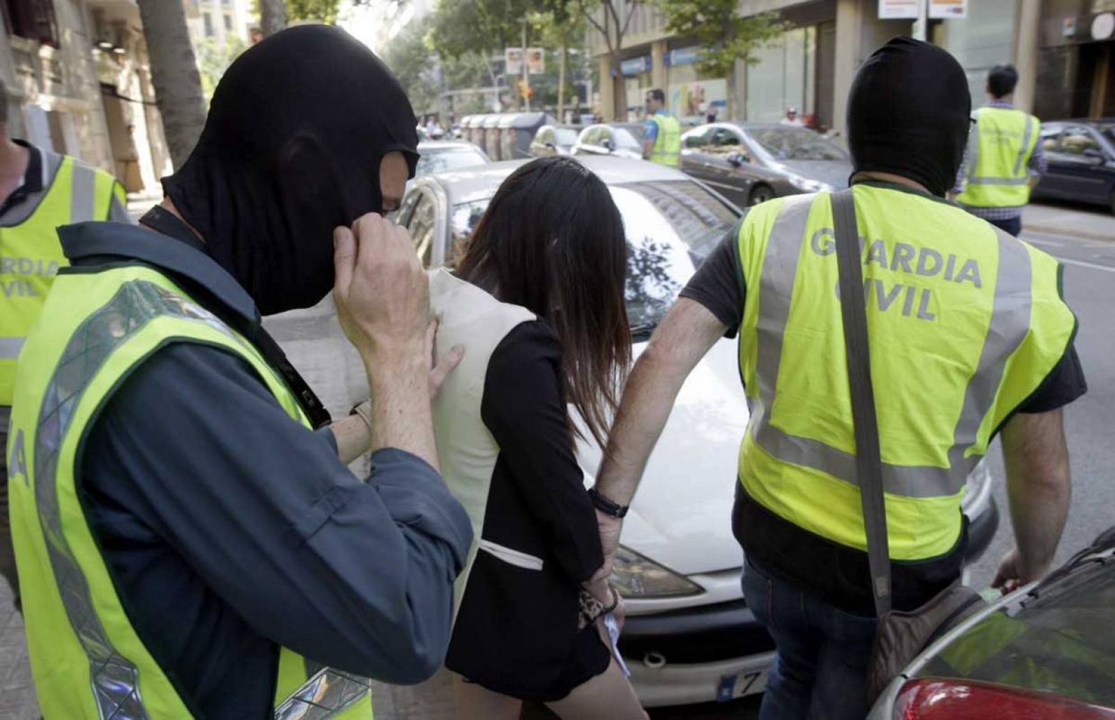 Imagen de una de las detenciones de la operación contra la red china