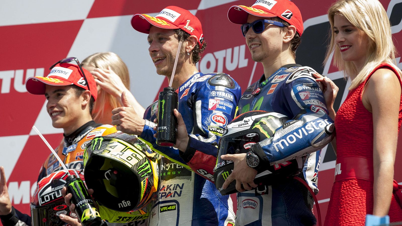 De izquierda a derecha, Márquez, Rossi y Lorenzo, los tres favoritos de MotoGP / REUTERS