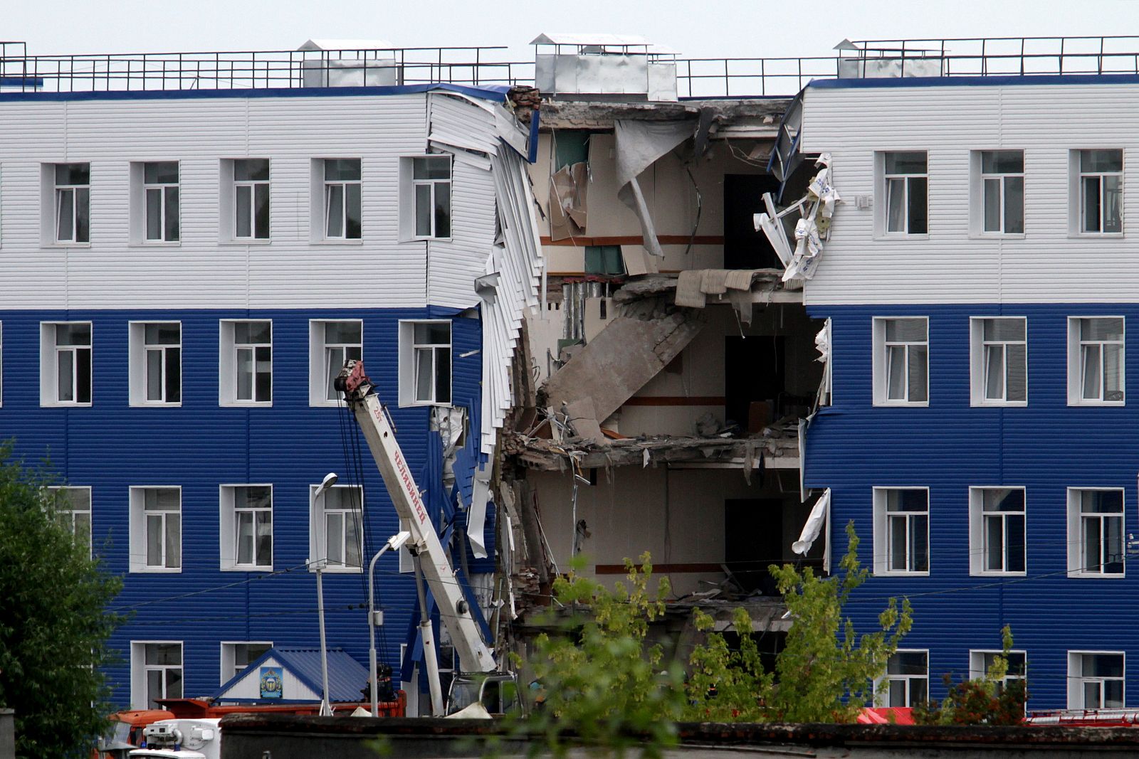 El cuartel militar en Svetly, cercano a la ciudad rusa de Omsk, tras el derrumbe. AFP/ Dmitry Feoktistov