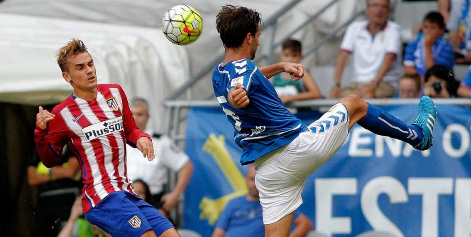 El Atléttico vence 0-2 al Oviedo