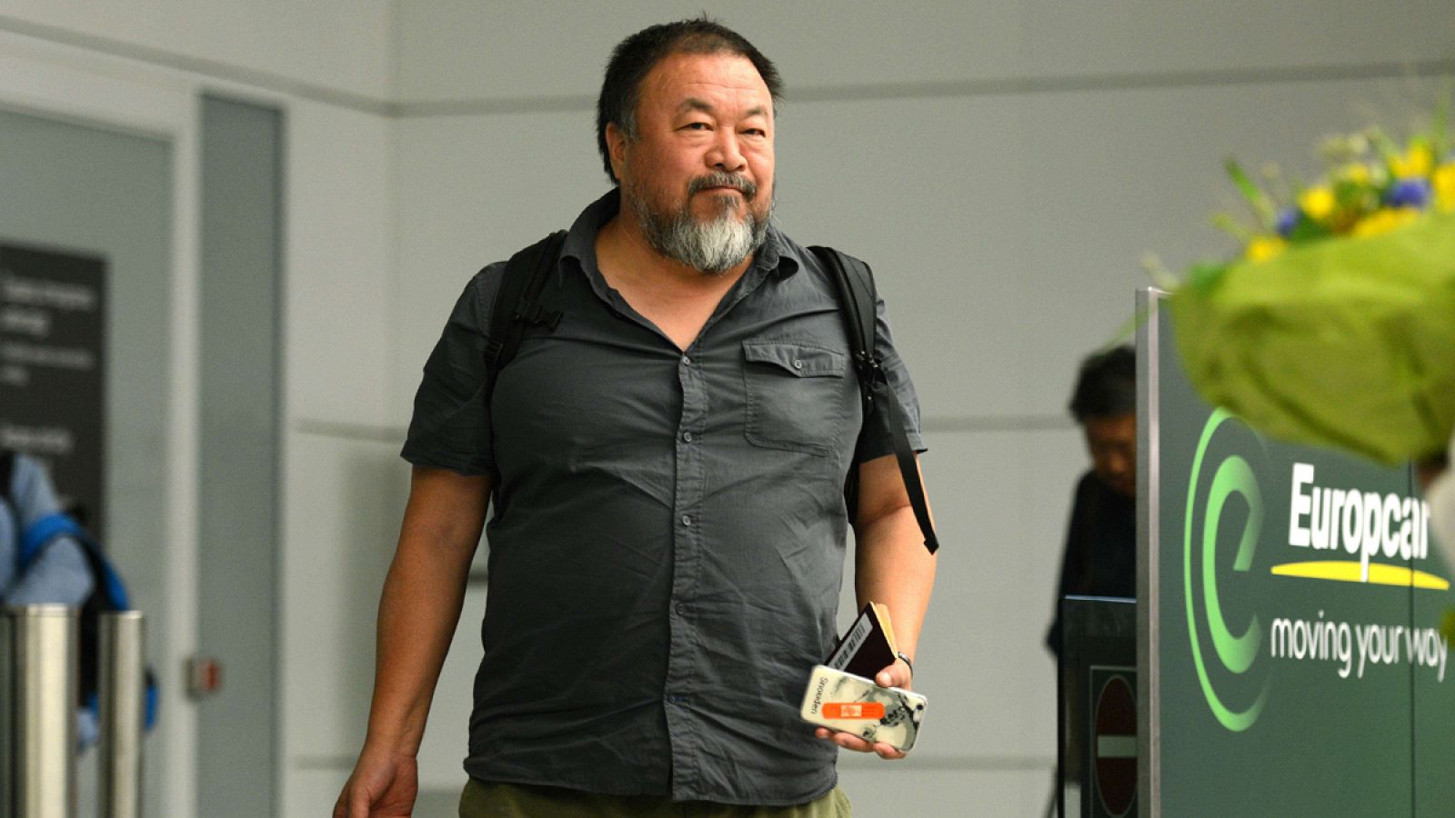 El artista chino Ai Weiwei llegando este jueves a Munich (Alemania)