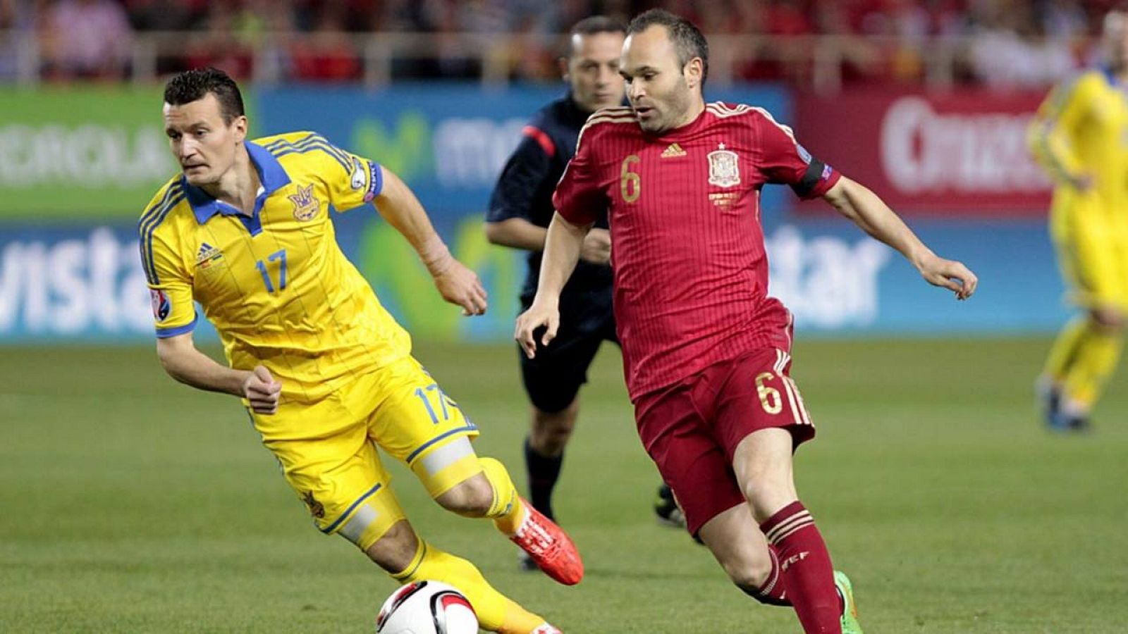Iniesta, en un encuentro con la selección española frente a Ucrania